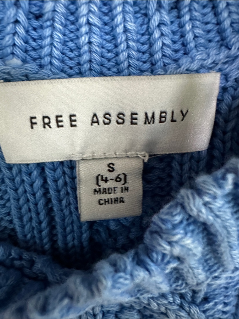 Cable Knit Sleeveless Sweater - Light Blue - Picture 2 of 5